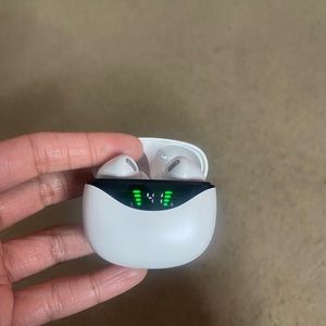 Earbuds